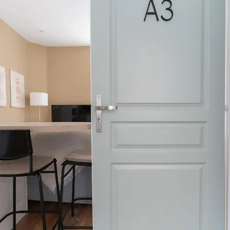 Villa Poe-Tehani - Appartements Design - Centre Ville Vichy Exterior photo