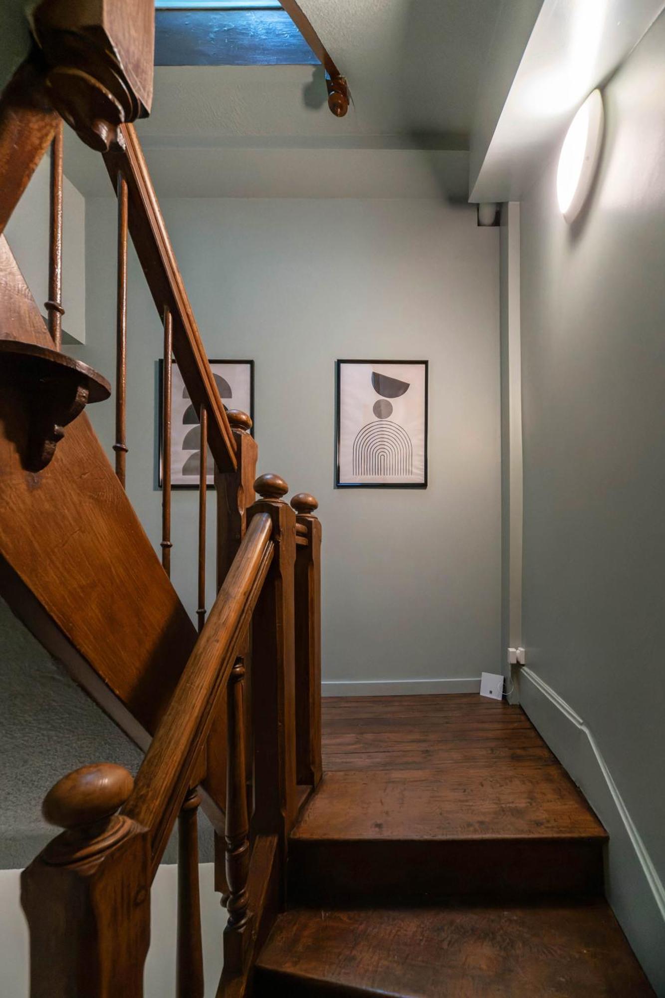 Poe-tehani - Design - Centre Apartment