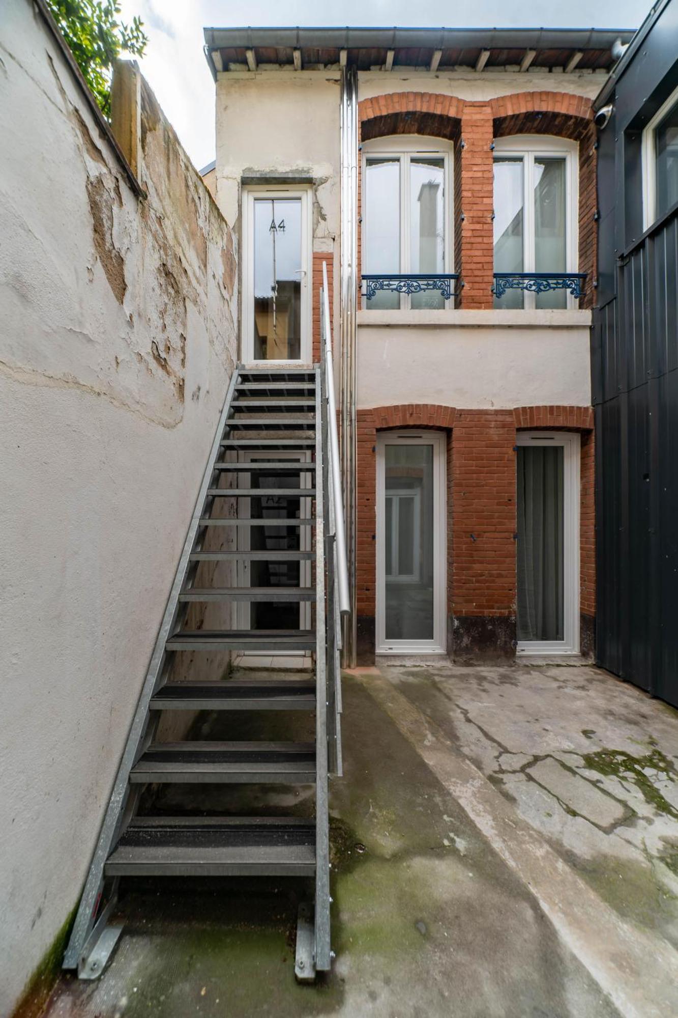 Poe-tehani - Design - Centre Apartment