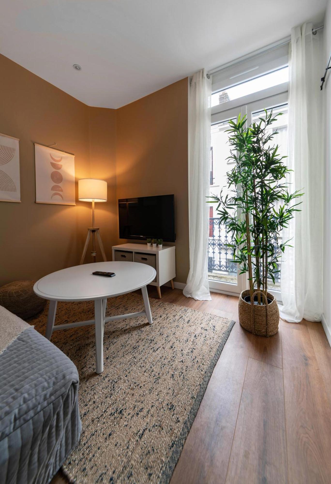 Poe-tehani - Design - Centre Apartment Vichy